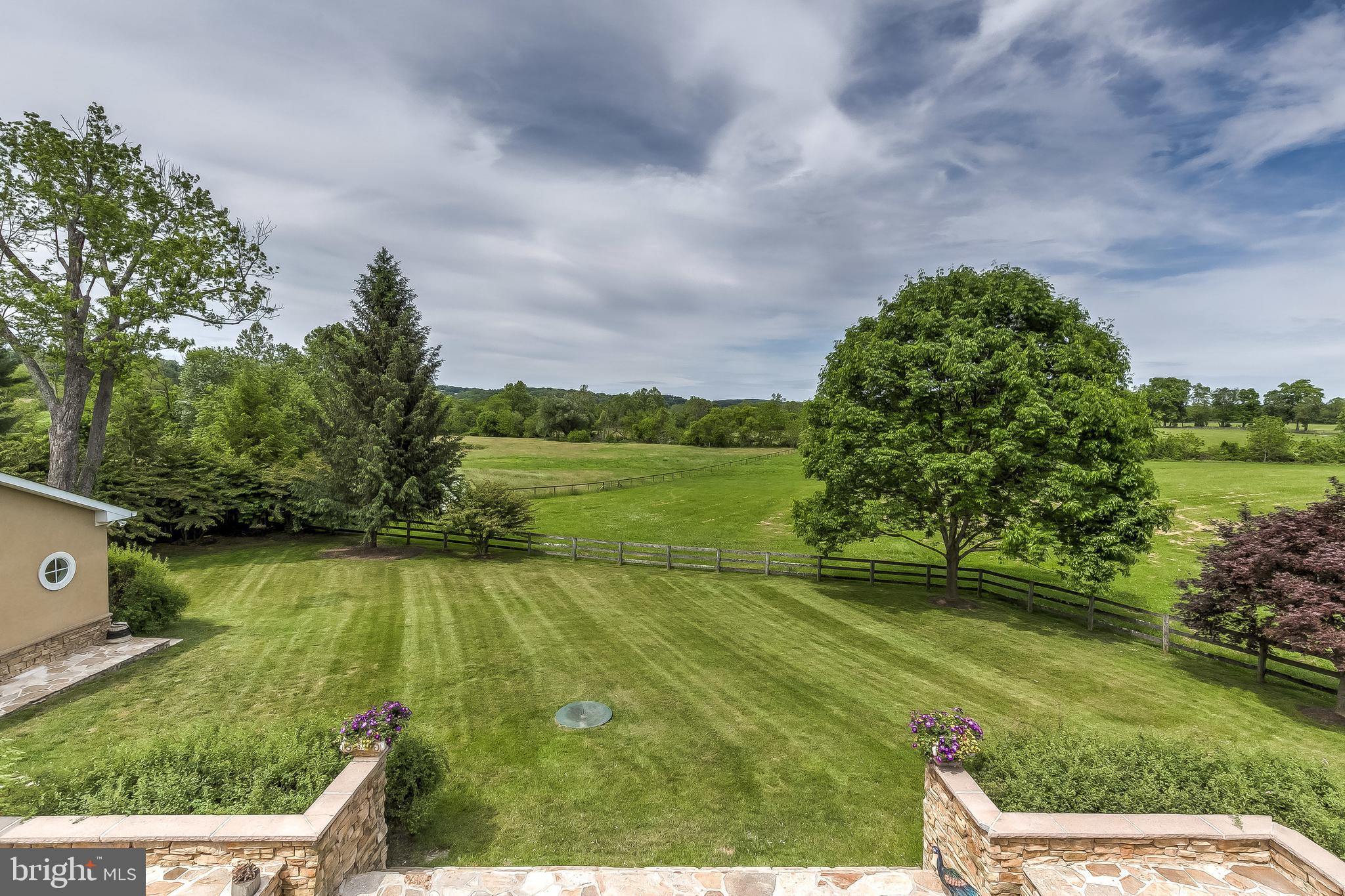 13939 Mantua Mill Road Glyndon, MD 21136 - Photo 3 of 52