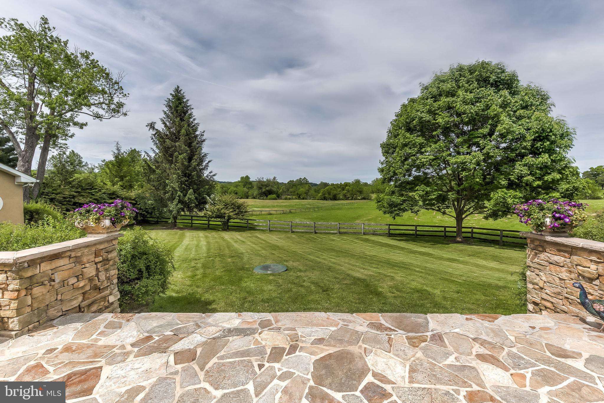 13939 Mantua Mill Road Glyndon, MD 21136 - Photo 37 of 52
