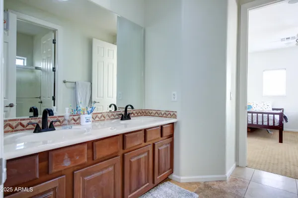 $868,995 | 1707 East Carob Drive, Chandler, AZ 85286