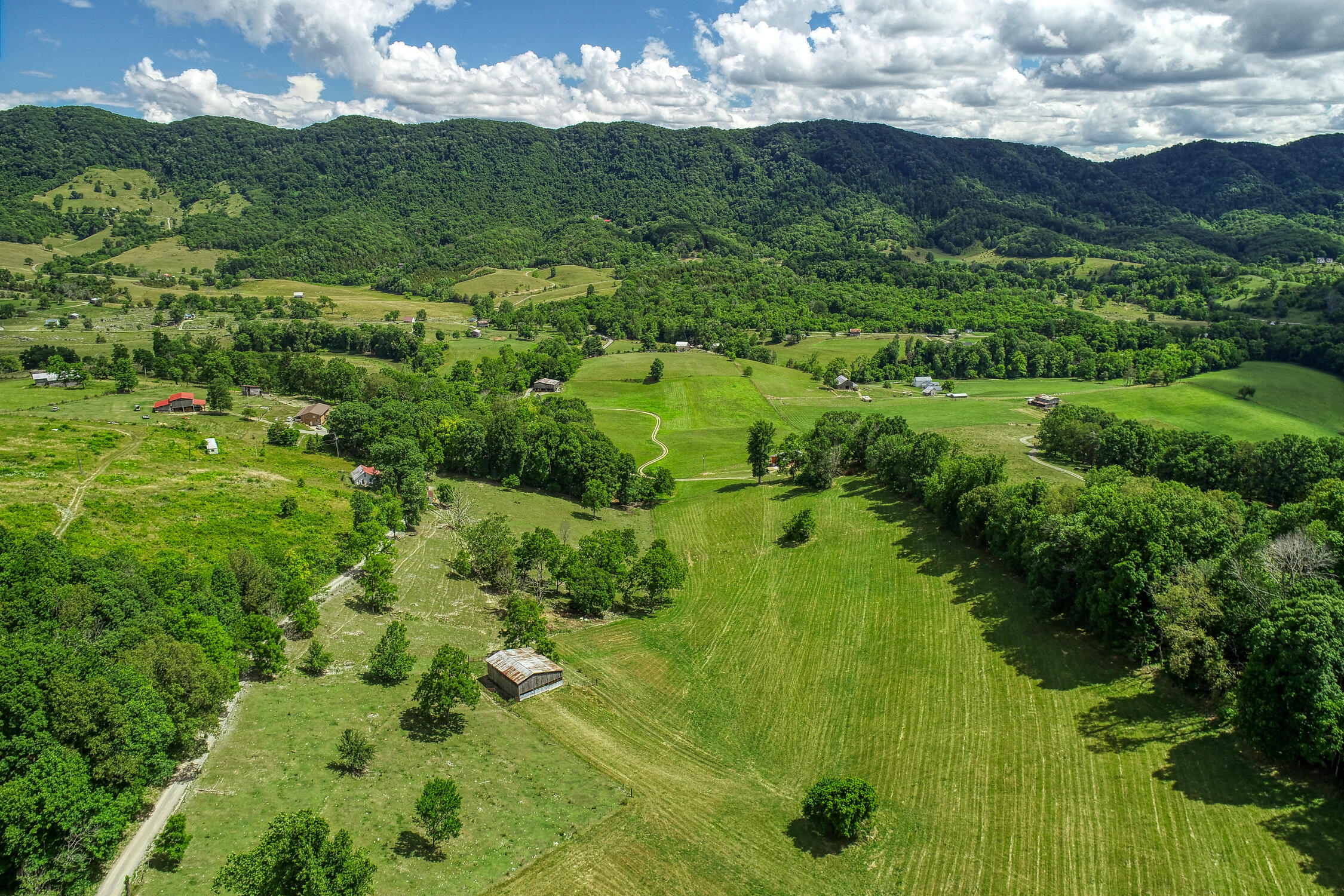 855 Gate Road Nickelsville, VA 24271 - Photo 15 of 16 855 Gate Rd