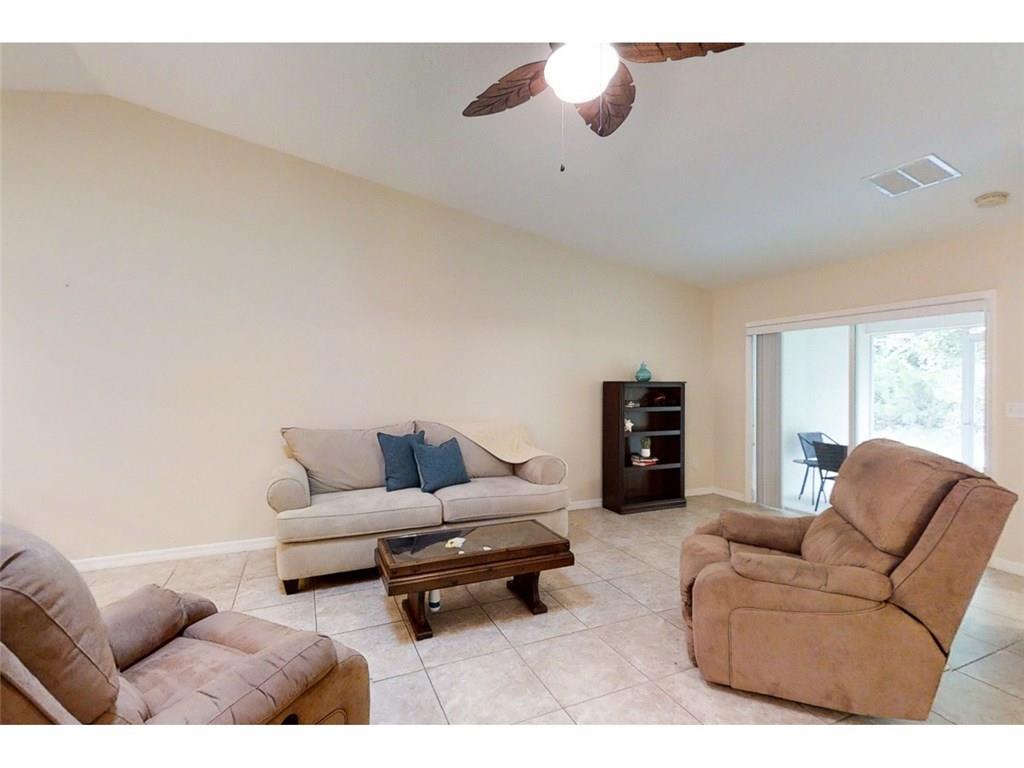 135 Maggie Way Sebastian, FL 32958 - Photo 11 of 36
