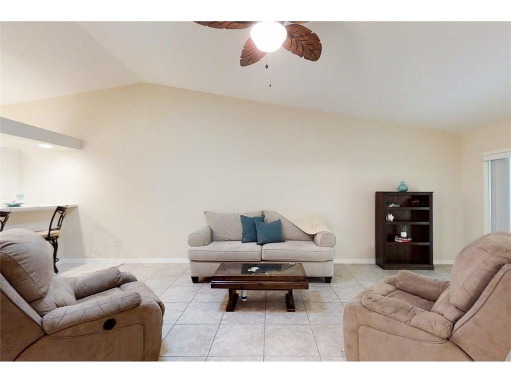 135 Maggie Way Sebastian, FL 32958 - Photo 12 of 36