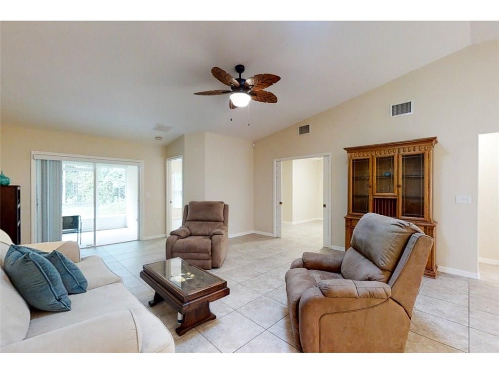 135 Maggie Way Sebastian, FL 32958 - Photo 13 of 36