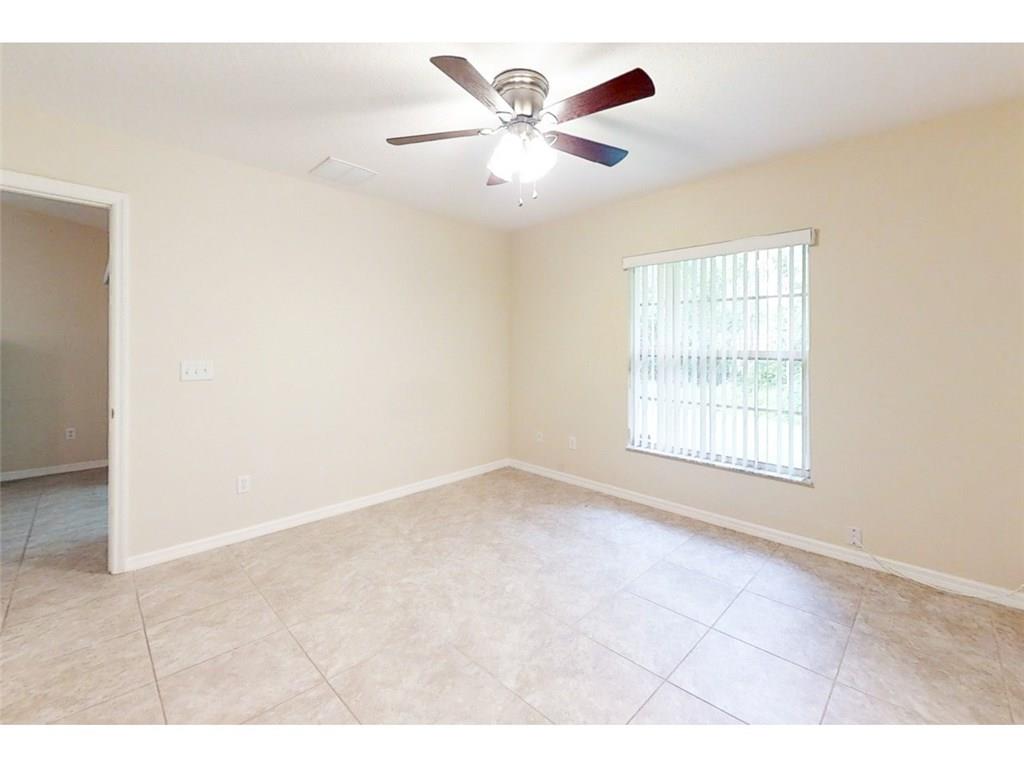135 Maggie Way Sebastian, FL 32958 - Photo 21 of 36