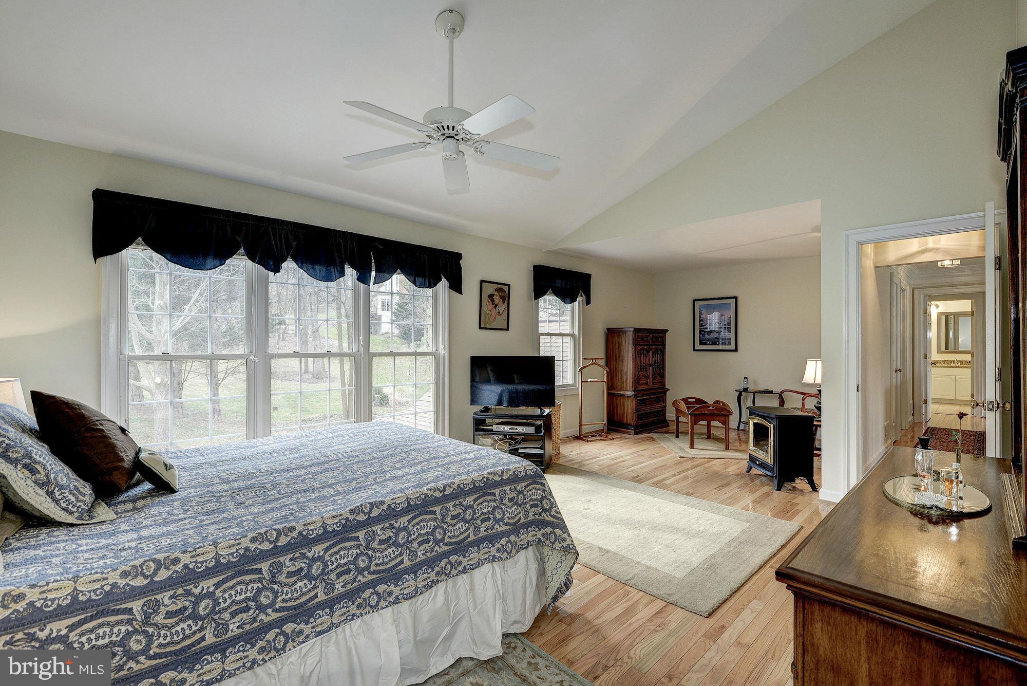 3100 Saddle Crest Lane Oakton, VA 22124 - Photo 14 of 30 Bedroom (Master)