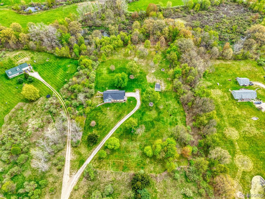 5753 Gregory Road Gregory, MI 48137 - Photo 36 of 44