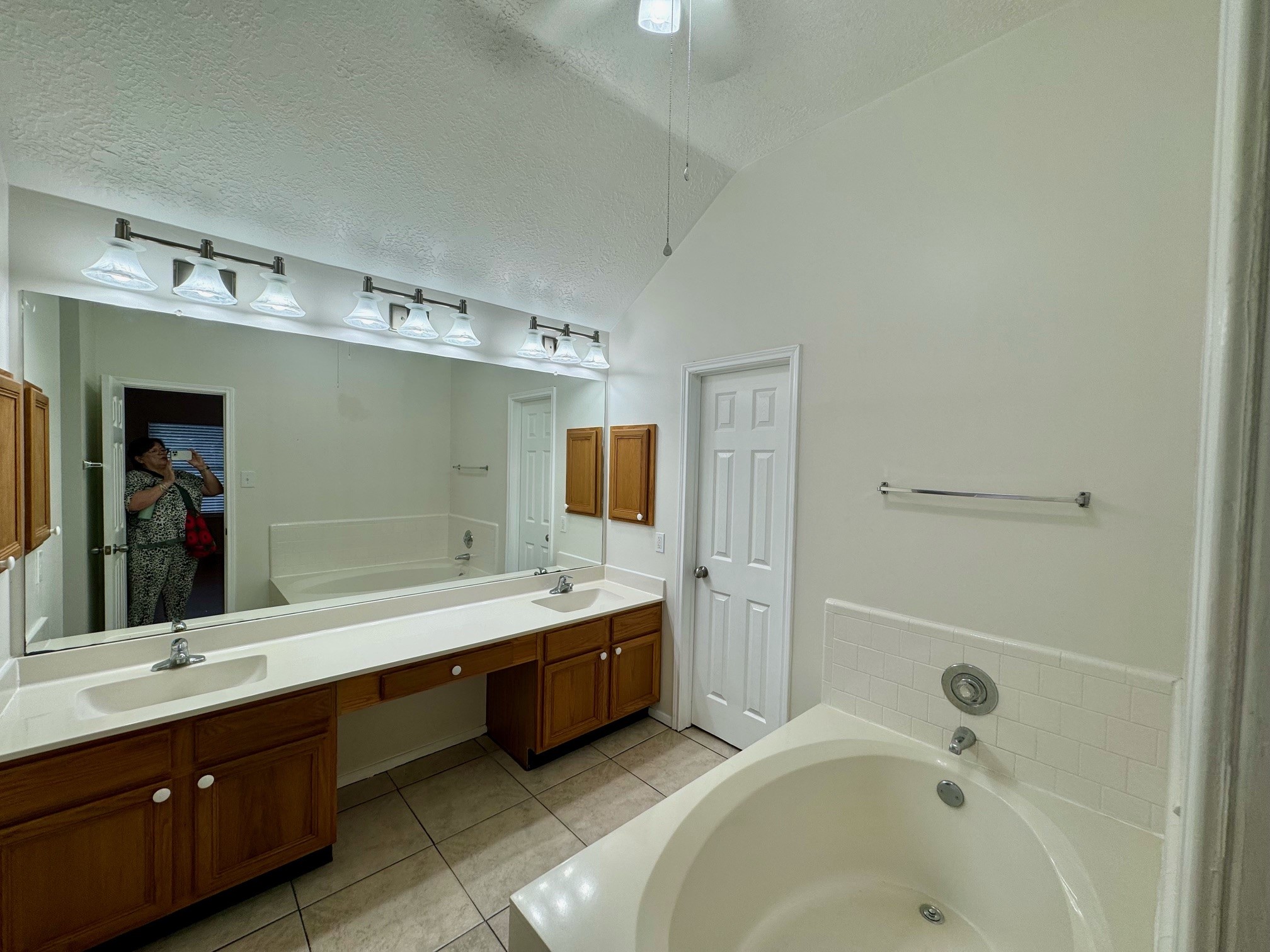 9035 Rippling Fields Drive Houston, TX 77064 - Photo 26 of 40