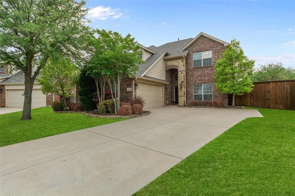 $3,200 | 10520 Canyon Lake View, McKinney, TX 75072