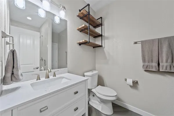 $3,200 | 10520 Canyon Lake View, McKinney, TX 75072