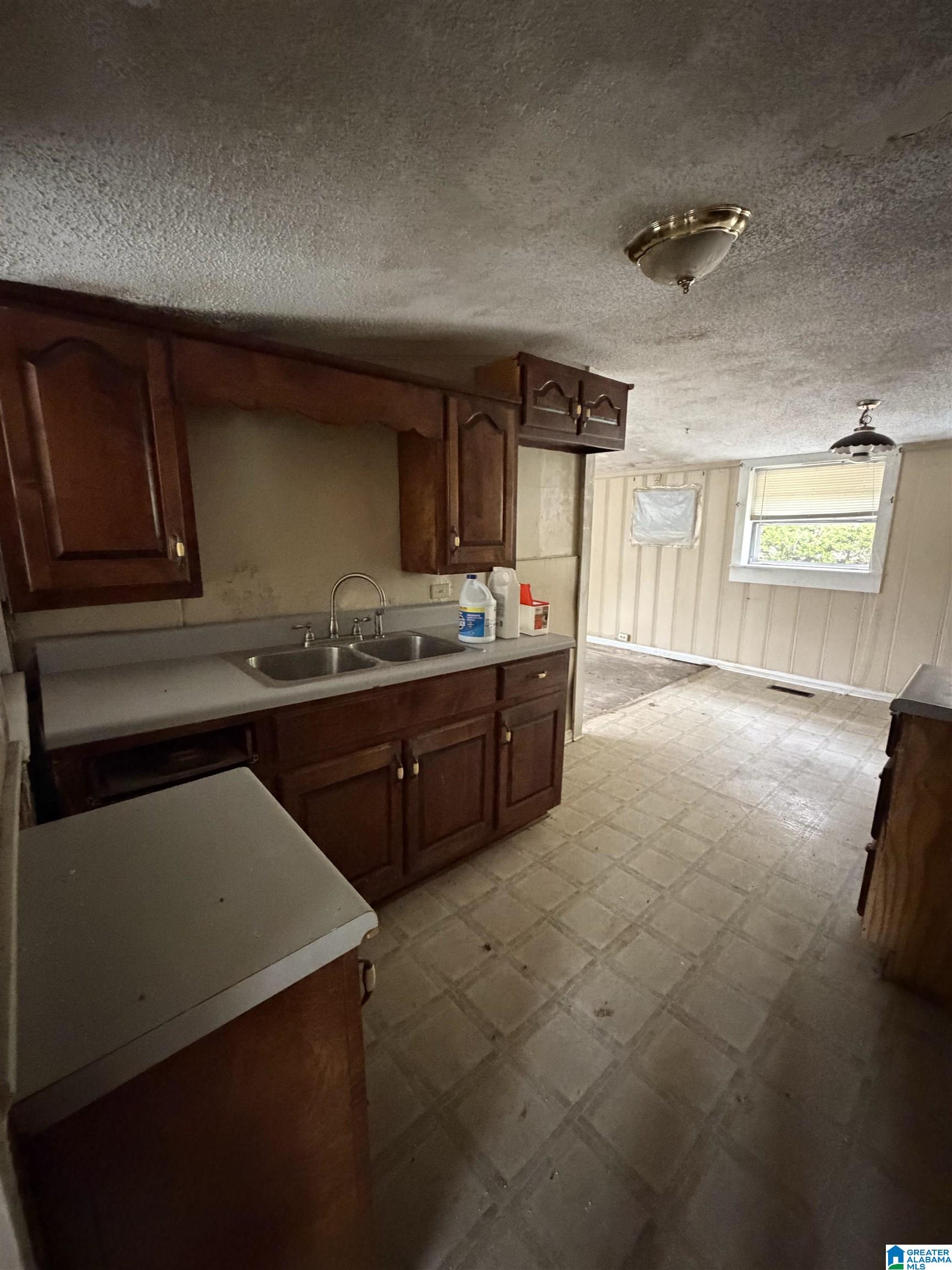 512 7th Avenue East Oneonta, AL 35121 - Photo 15 of 32