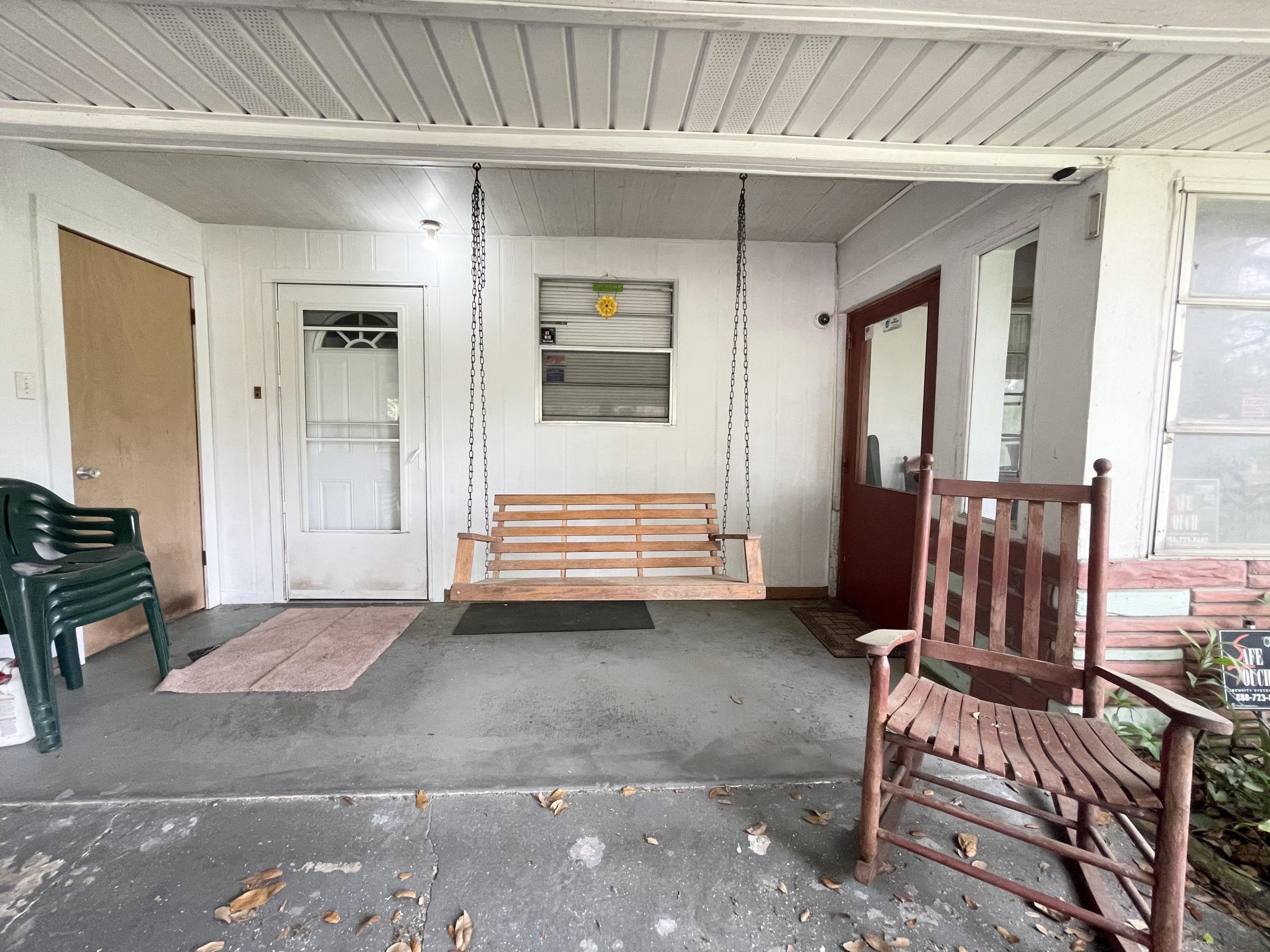 6010 Firestone Road Jacksonville, FL 32244 - Photo 3 of 20 IMG_6061