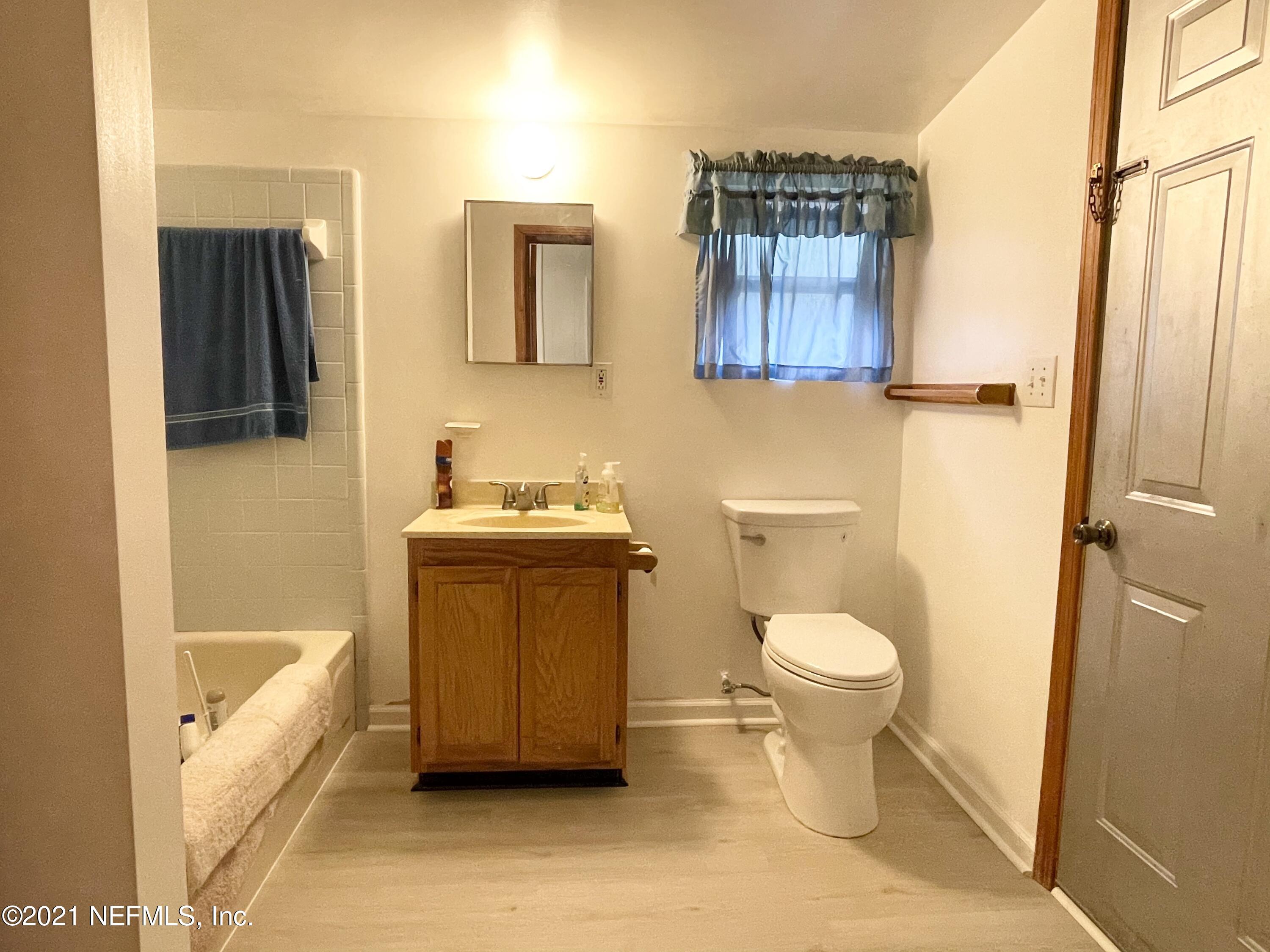 6010 Firestone Road Jacksonville, FL 32244 - Photo 8 of 20 Master Bath