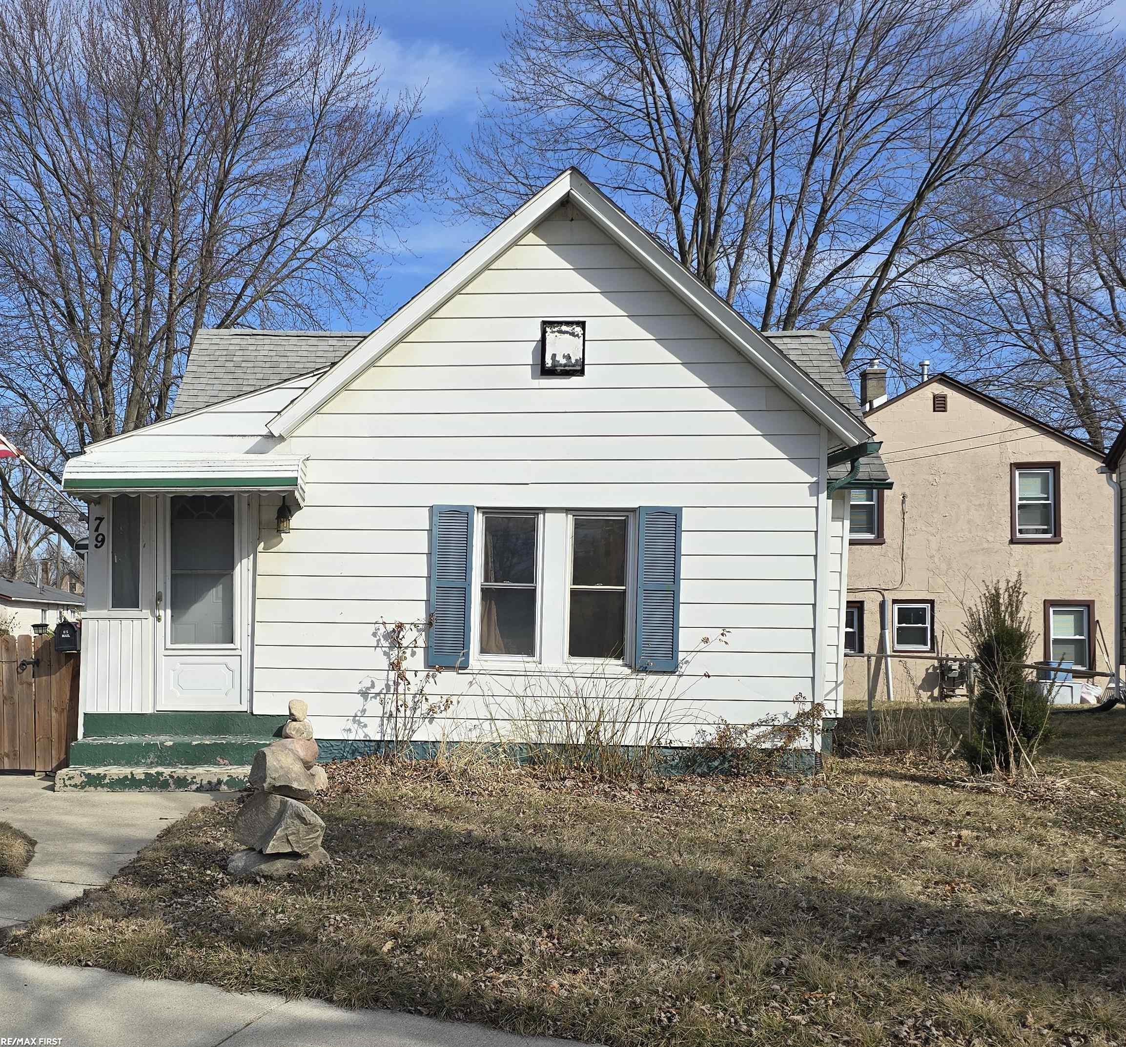 79 Rathbone Street Mount Clemens, MI 48043 - Photo 1 of 16 50168434-cc3fe1f0-15dd-44c9-a264-8c5c63c84651.JPG