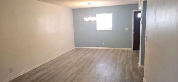 $1,350 | 300 Bonnie Boulevard, Unit 144, Palm Springs, FL 33461