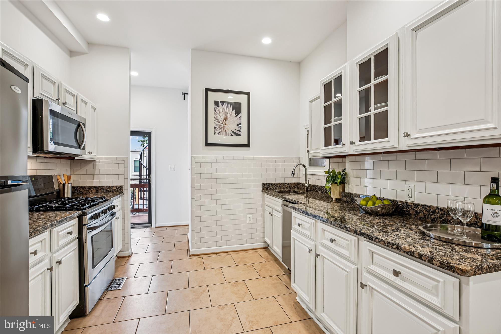 13 R Street Northeast, Unit 1 Washington, DC 20002 - Photo 13 of 39 Gallery Image 13