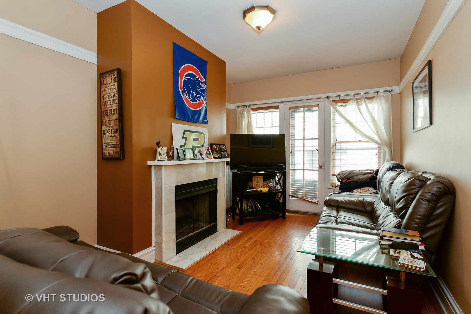 653 West Melrose Street, Unit 2N Chicago, IL 60657 - Photo 2 of 9