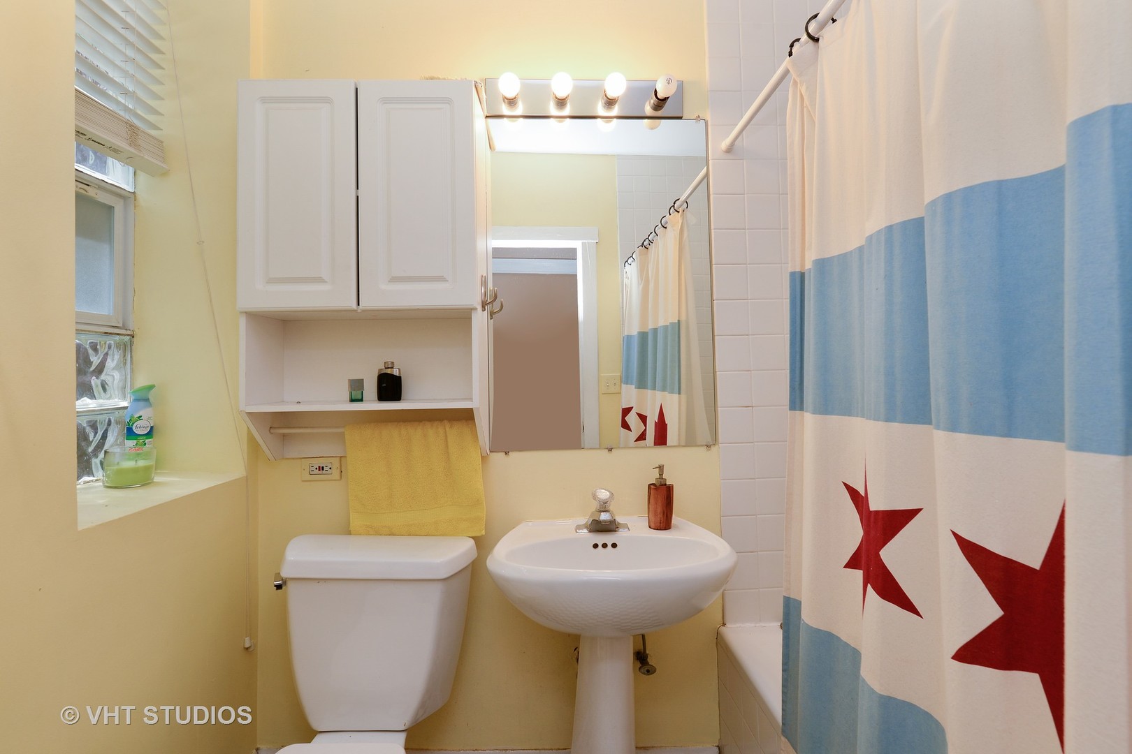 653 West Melrose Street, Unit 2N Chicago, IL 60657 - Photo 6 of 9