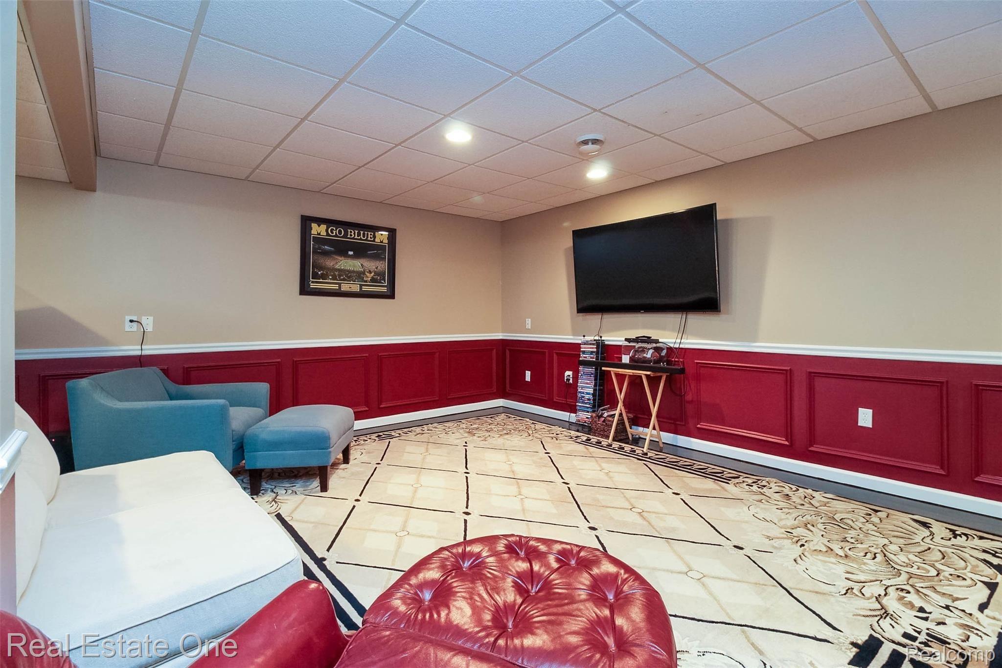 475 Grace Avenue Rochester, MI 48307 - Photo 35 of 58 Finished Basement