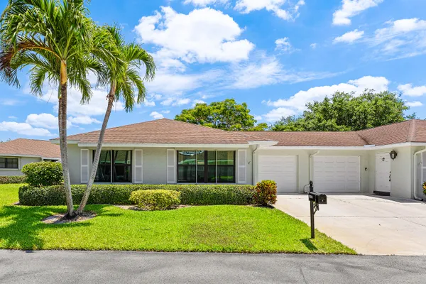 $299,000 | 9890 Papaya Tree Trail, Unit A, Boynton Beach, FL 33436
