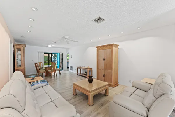 $299,000 | 9890 Papaya Tree Trail, Unit A, Boynton Beach, FL 33436