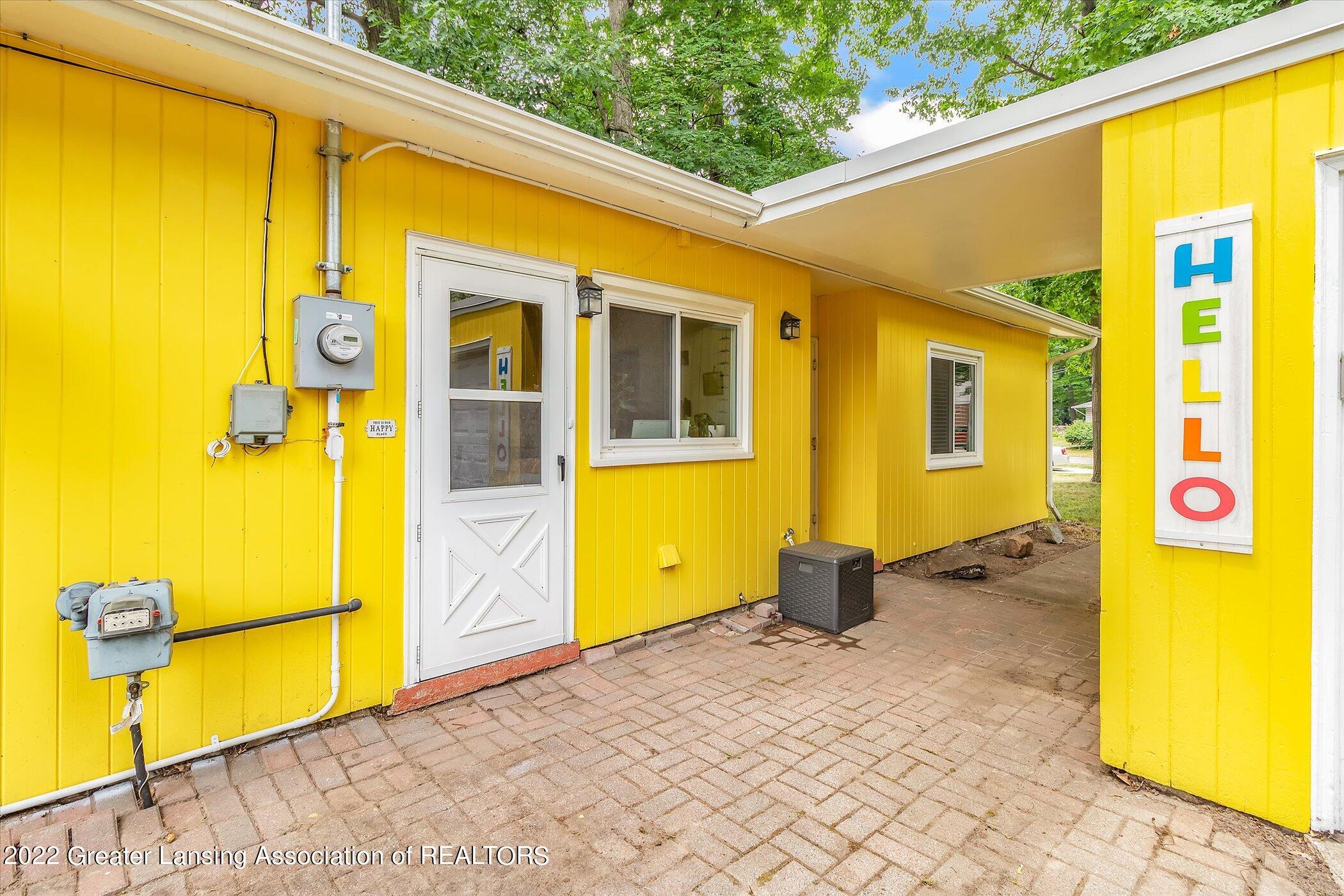 1127 Bretton Road Lansing, MI 48917 - Photo 5 of 30 05-Image-5