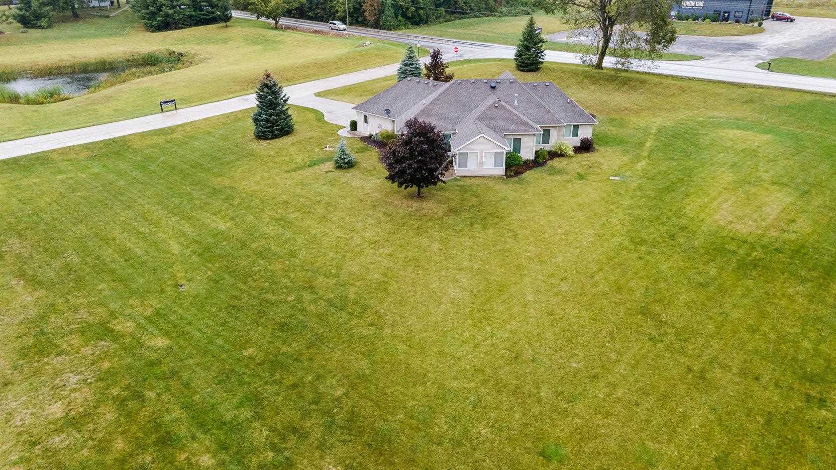 6006 Raspberry Lane Churubusco, IN 46723 - Photo 32 of 34 Gallery Image 32