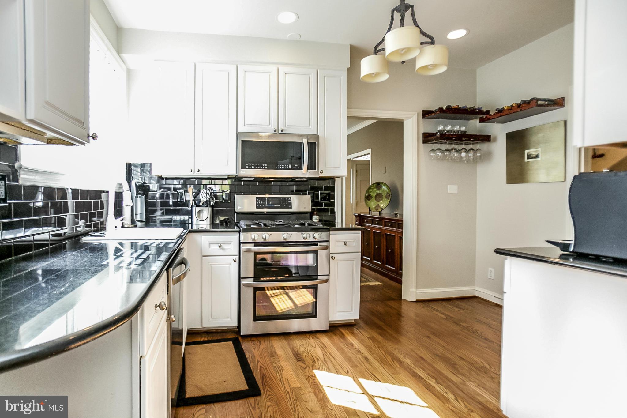 322 Tunbridge Road Baltimore, MD 21212 - Photo 13 of 30 Kitchen