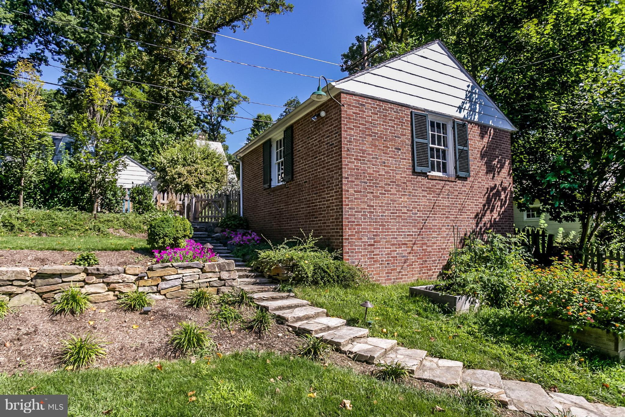 322 Tunbridge Road Baltimore, MD 21212 - Photo 26 of 30 Exterior (Rear)