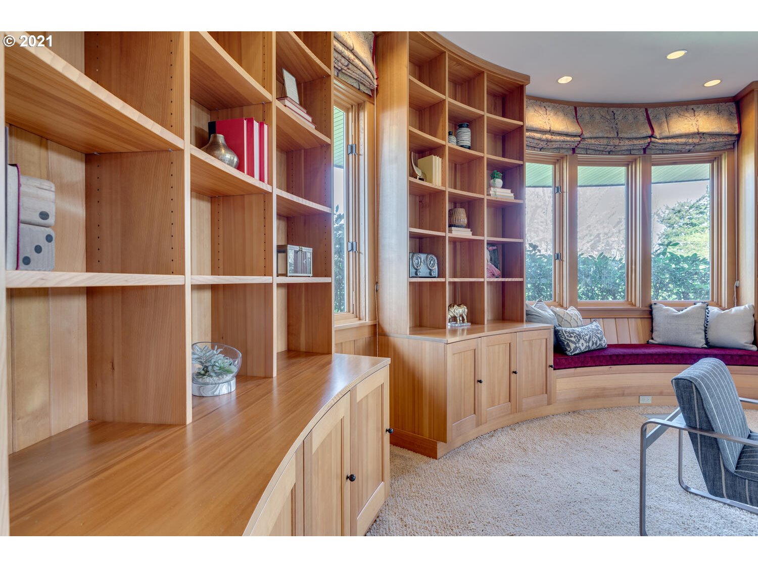 1845 South Lake River Terrace Ridgefield, WA 98642 - Photo 14 of 29 Gallery Image 14