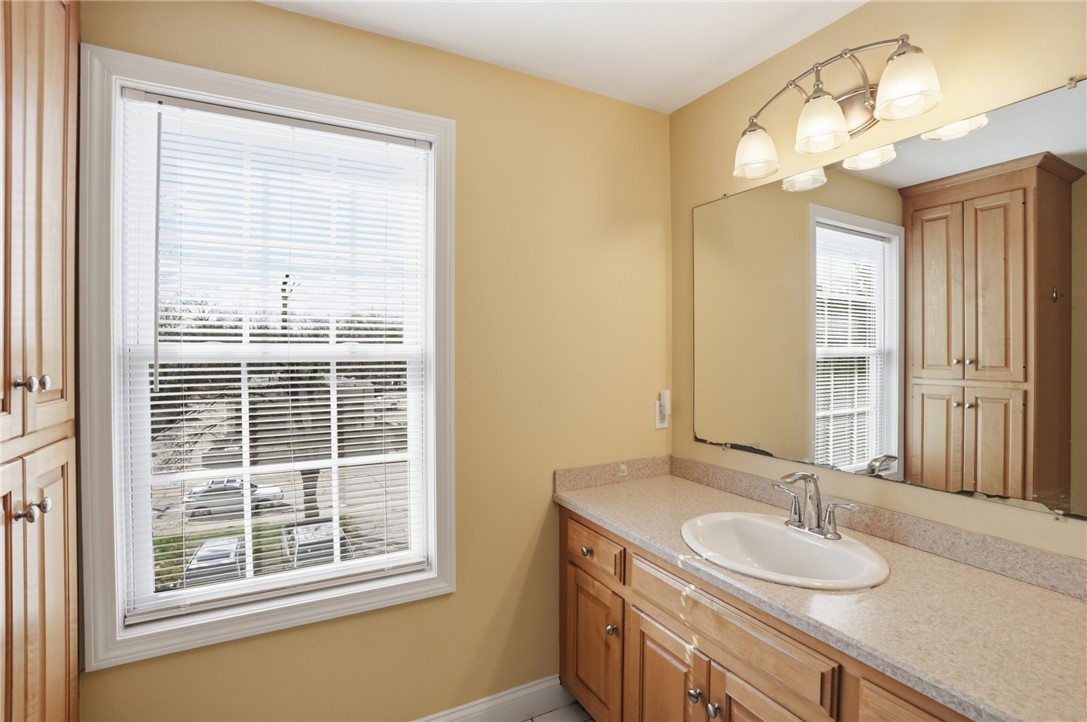 272 Cass Avenue, Unit 3 Woonsocket, RI 02895 - Photo 36 of 42