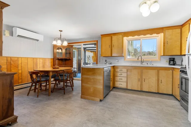 $369,000 | 38 Conary Lane, Warren, ME 04864