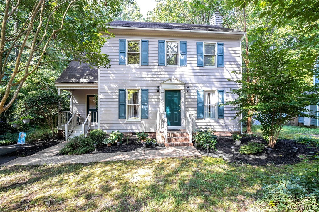 Private cul-de-sac location!