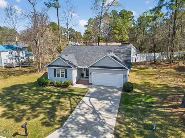 $290,000 | 401 Coleridge Drive, Dunn, NC 28334