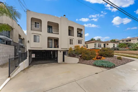 $799,999 | 3111 Ingelow Street, Unit C, San Diego, CA 92106