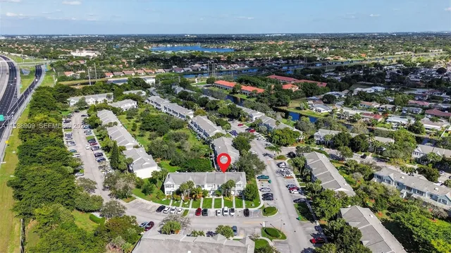 $323,000 | 8251 San Carlos Circle, Tamarac, FL 33321