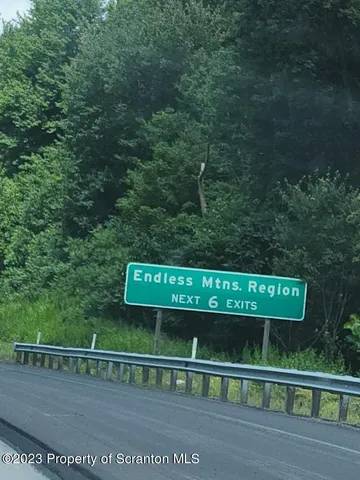 $833,800 | Oswald Johnson Clifford Twp Pa, Lenoxville, PA 18441