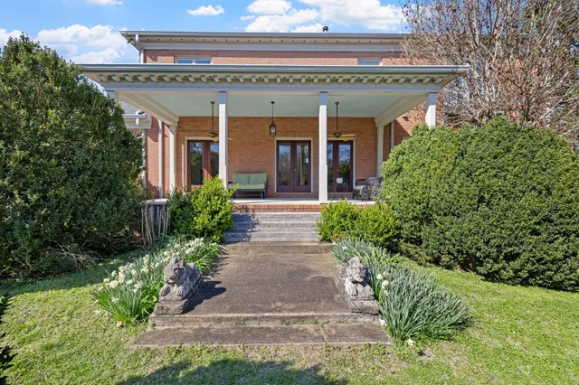 a view of a house with a outdoor space