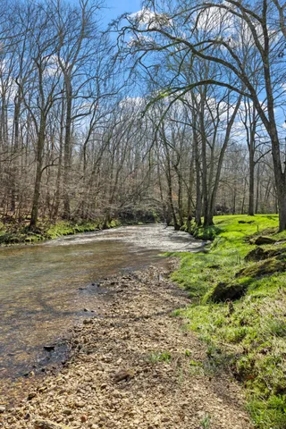 $884,000 | 1099 East Gaines Street, Lawrenceburg, TN 38464