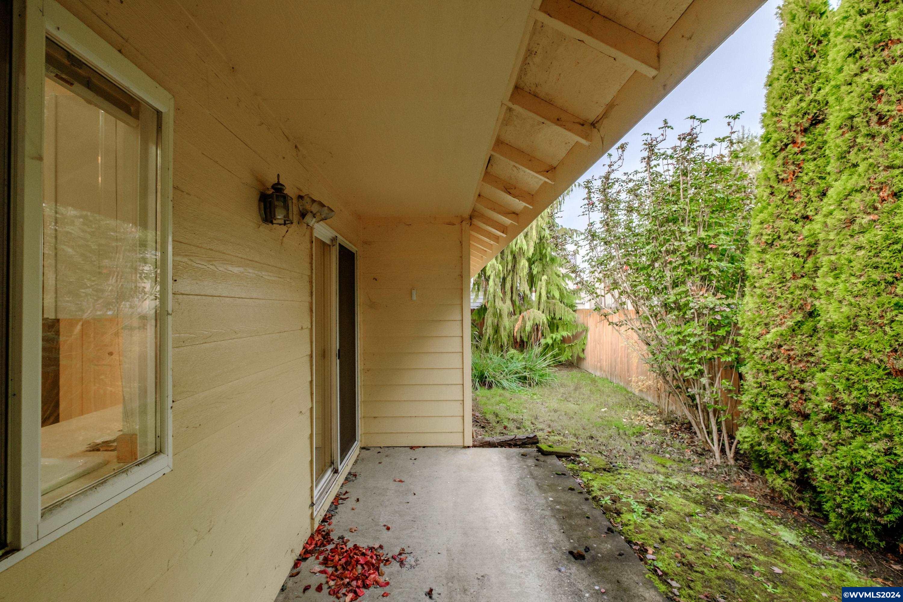1617 Southwest Elk Circle Albany, OR 97321 - Photo 31 of 46 Gallery Image 31