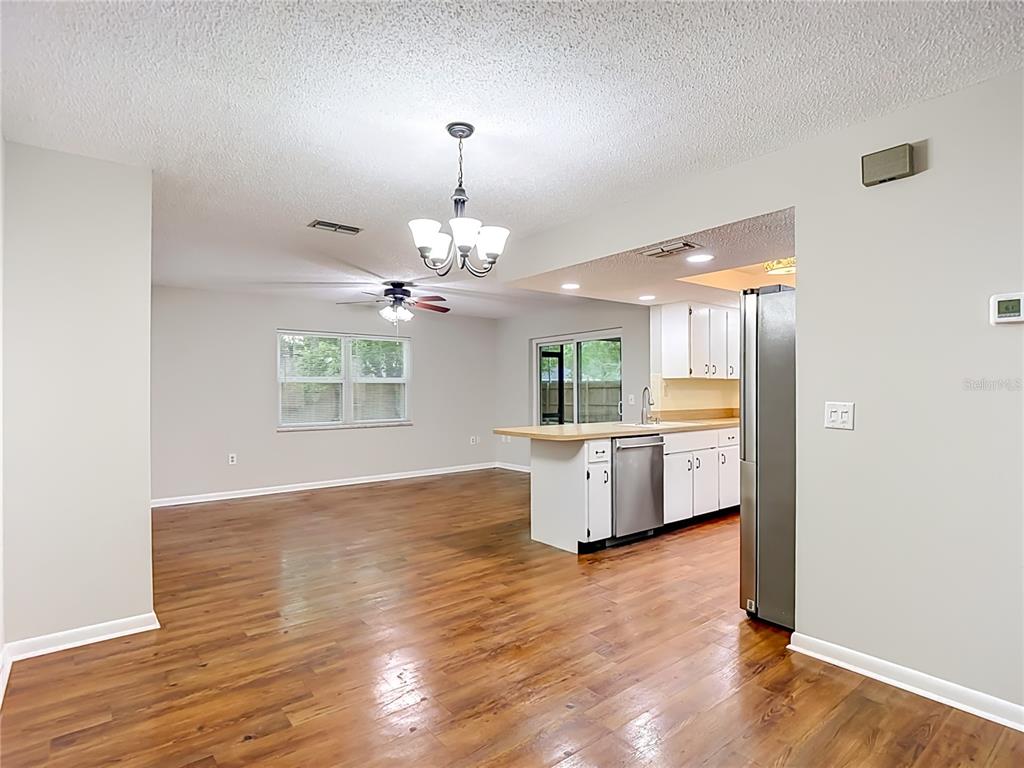 9020 Dorsey Street Spring Hill, FL 34608 - Photo 12 of 46