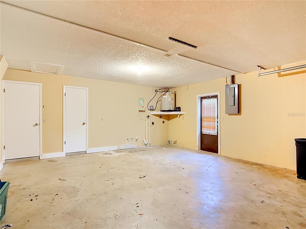 9020 Dorsey Street Spring Hill, FL 34608 - Photo 37 of 46