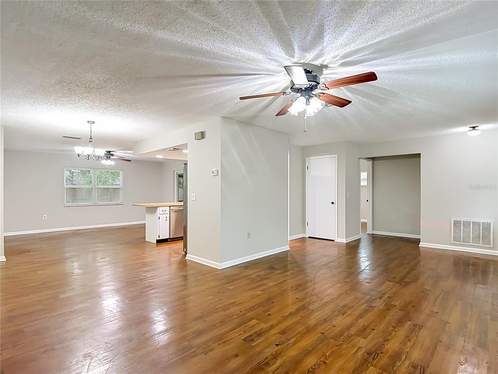9020 Dorsey Street Spring Hill, FL 34608 - Photo 9 of 46