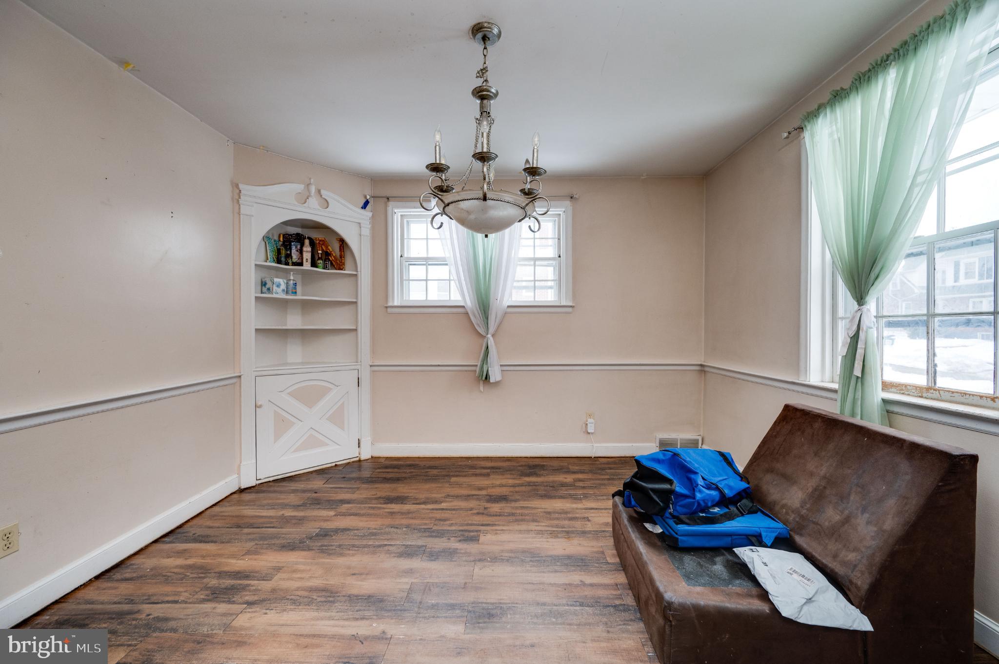 9 West 35th Street Reading, PA 19606 - Photo 17 of 52 a view of a livingroom with furniture window and wooden floor