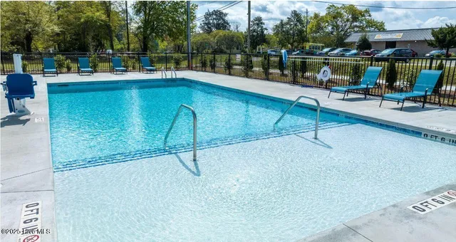 $1,250 | 5614 Lucas Court, Unit 203, Leland, NC 28451