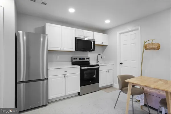 $725,000 | 9948 Veiled Dawn, Laurel, MD 20723