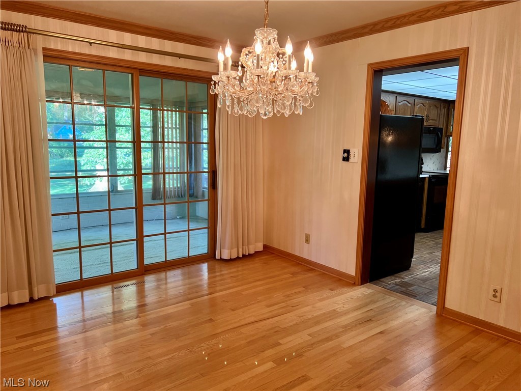 3536 Oak Road Stow, OH 44224 - Photo 8 of 32 Gorgeous Dining room!