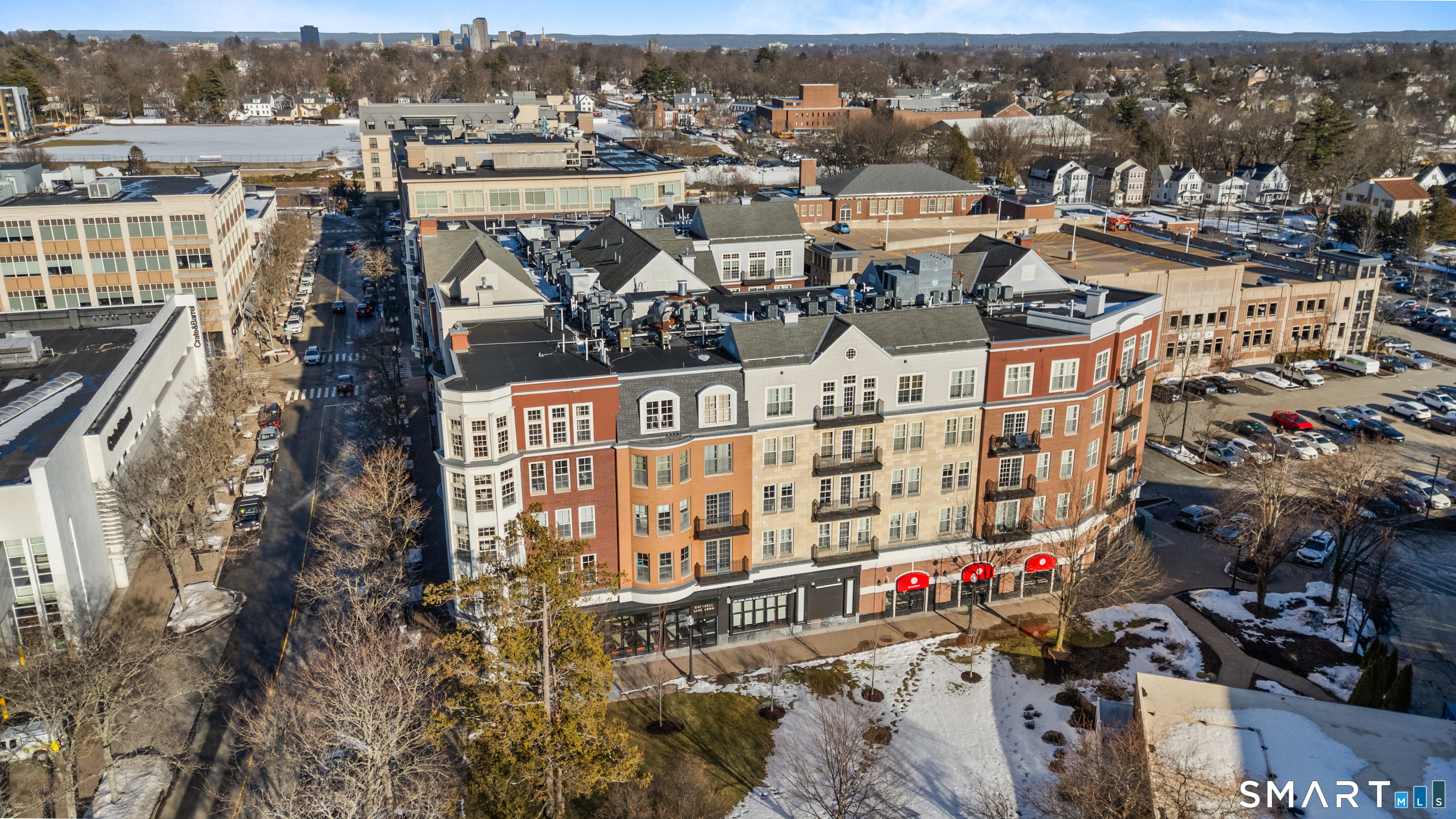 85 Memorial Road, Unit 411 West Hartford, CT 06107 - Photo 24 of 25