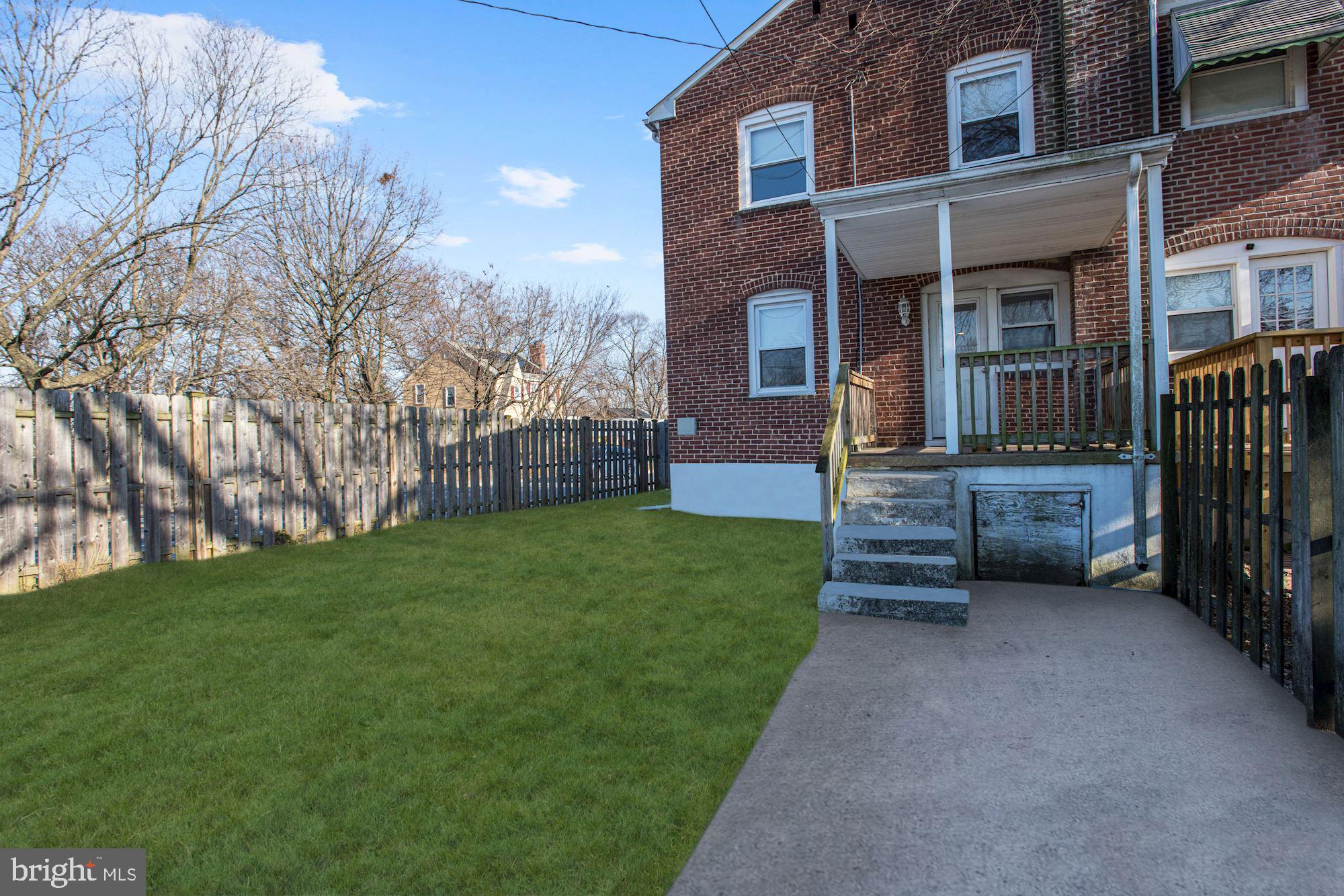 100 Westowne Road Baltimore, MD 21229 - Photo 20 of 32 Rear Exterior