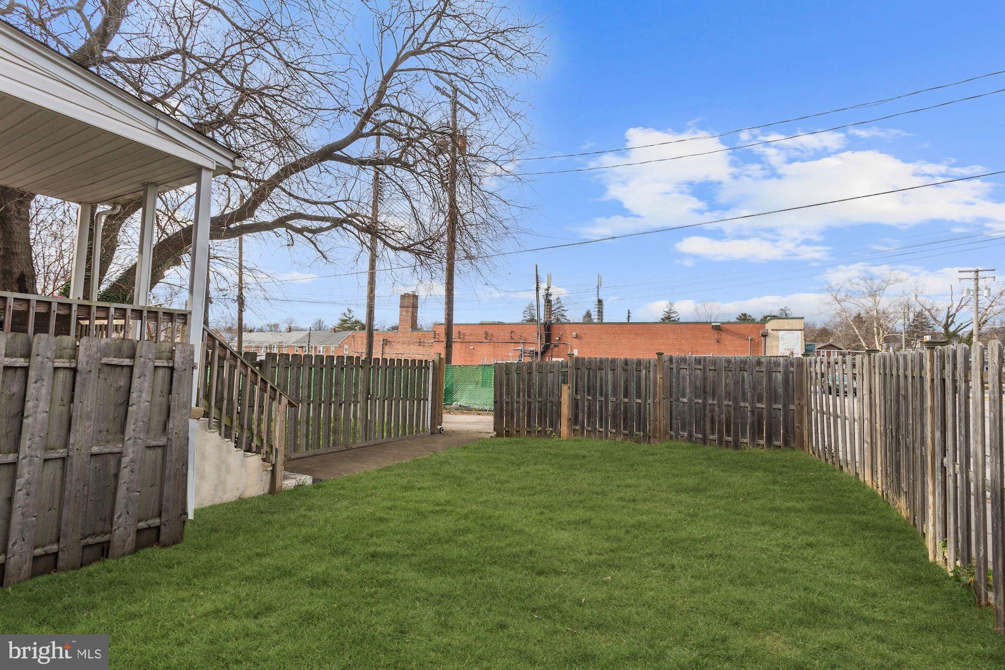 100 Westowne Road Baltimore, MD 21229 - Photo 25 of 32 Rear Yard