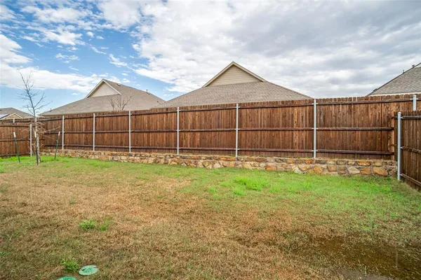 $1,995 | 1220 Mahogany Lane, Princeton, TX 75407